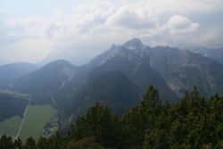 2011-04-24_Regina-F-Rau_Brunnstein-Spitze (079).JPG